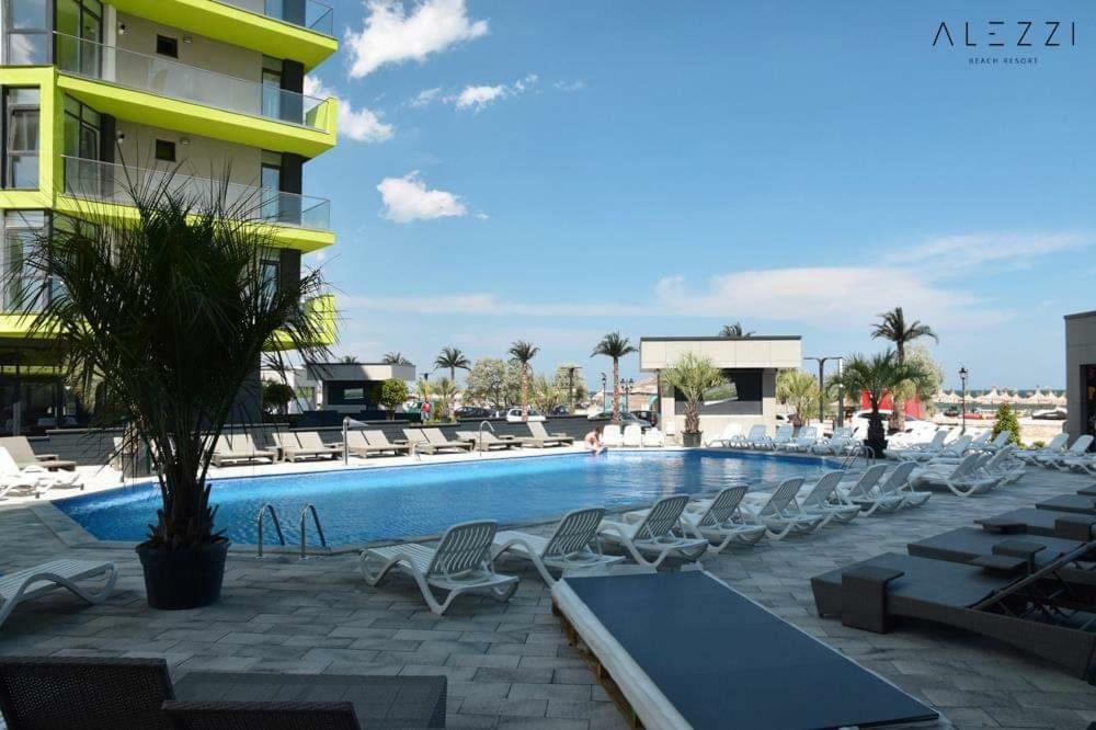 Ranya Apartments Alezzi Beach Resort Нэводари Экстерьер фото